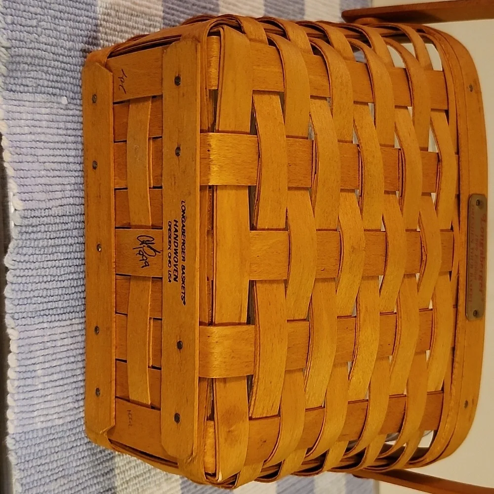 Longaberger 1999 Dresden Tour Basket with protector